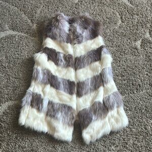 White House Black Market Faux Fur Vest, Size Xs